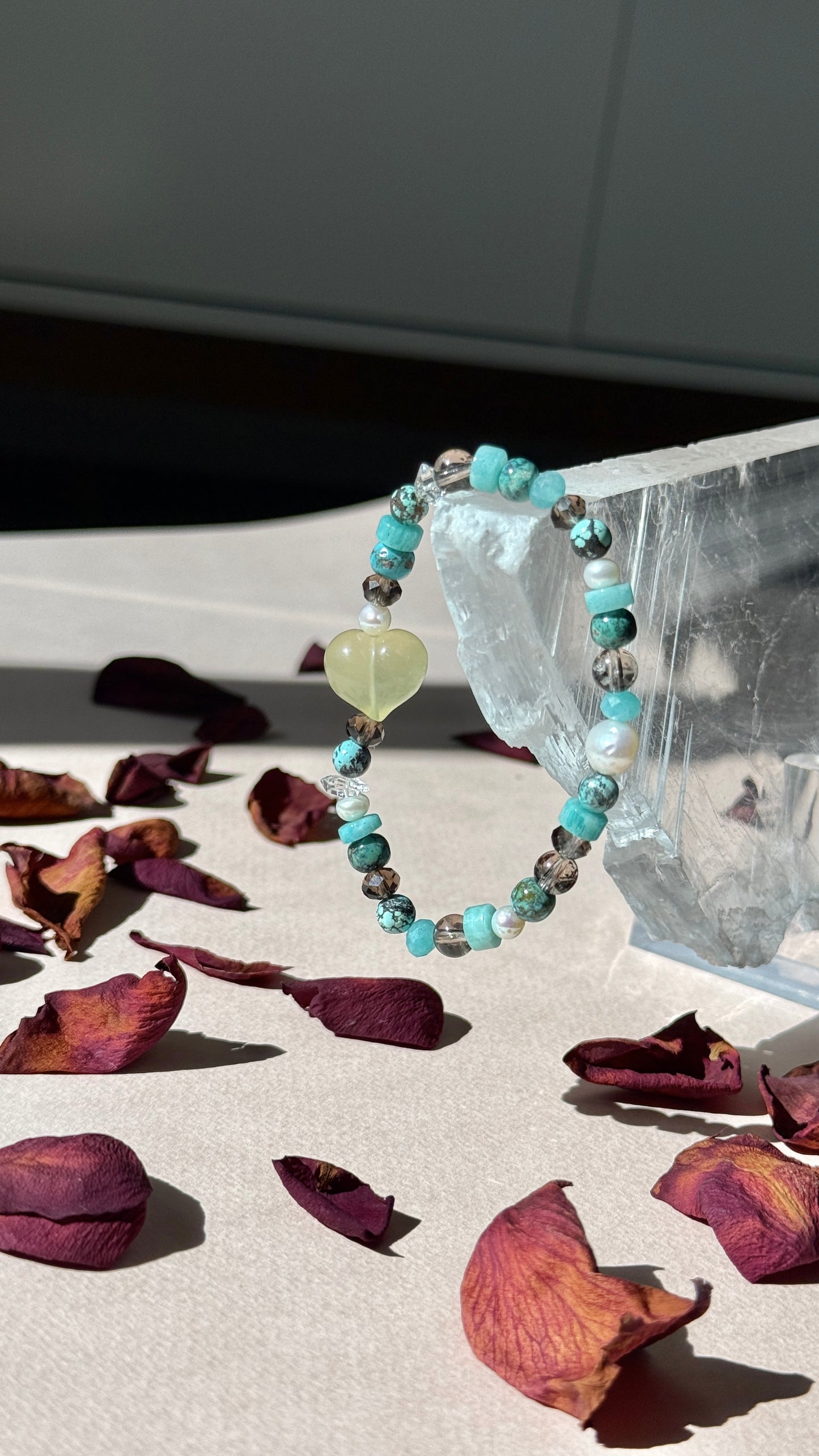 A Heart for Month - Birthstone Bracelet with Fluorite Heart
